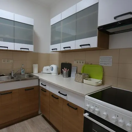 Adeliz Apartman Apartmán Eger